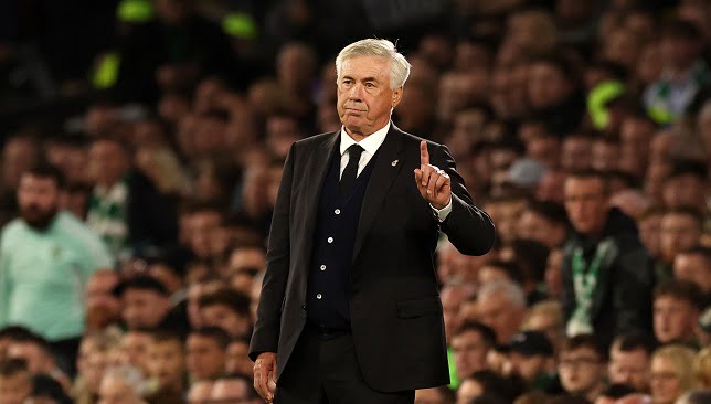 GLASGOW, SCOTLAND - SEPTEMBER 06: Carlo Ancelotti, Head Coach of Real Madrid reacts during the UEFA Champions League group F match between Celtic FC and Real Madrid at Celtic Park Stadium on September 06, 2022 in Glasgow, Scotland. (Photo by Ian MacNicol/Getty Images)