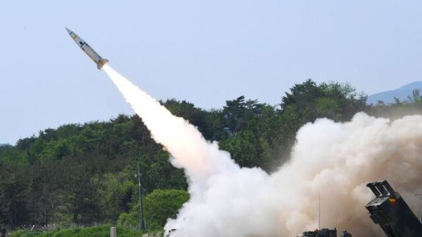 مجددا .. كوريا الشمالية تطلق صاروخين باليستيين