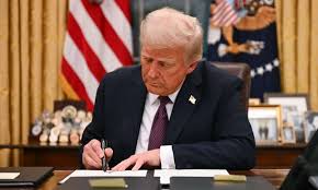 ترامب يعلن فرض رسوم بنسبة 25% على منتجات كورية جنوبية